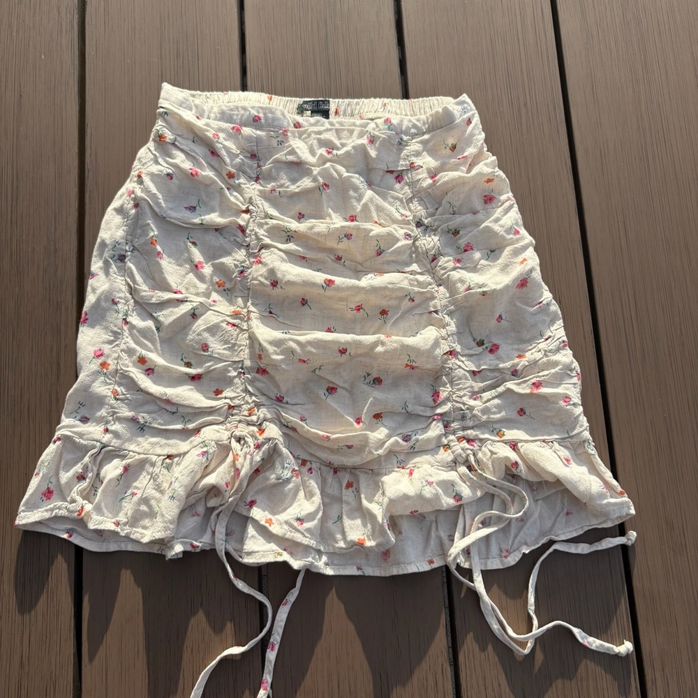 Wild Fable Cream Floral Mini Skirt